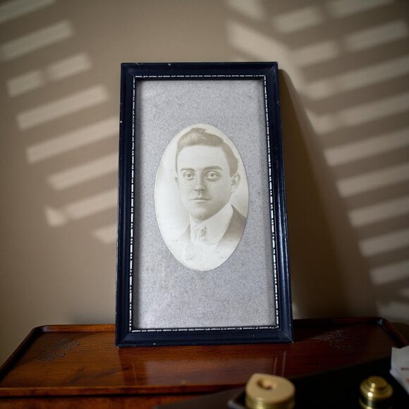 Instant Ancestor – Antique Oval Gentleman Portrait in Navy Frame - Picture 6 of 7